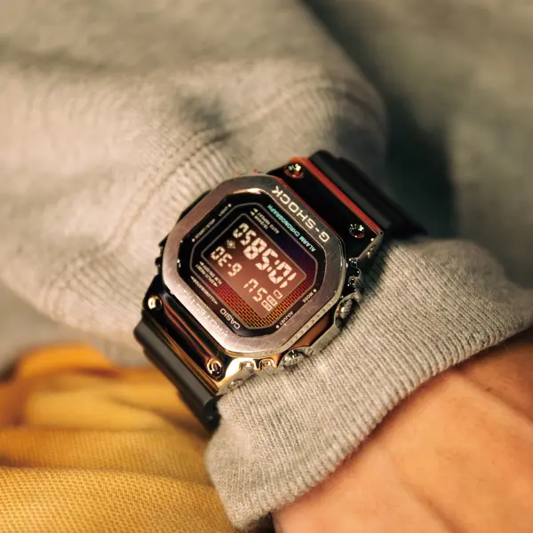 CASIO G SHOCK Mod. THE ORIGIN METAL COVERED RAINBOW BRICK WALL SERIE GM 5600RW 1ER finewatch eu 2